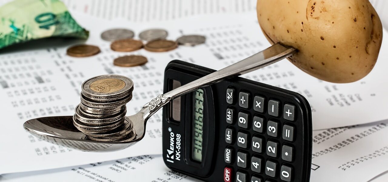 coins, calculator, budget-1015125.jpg